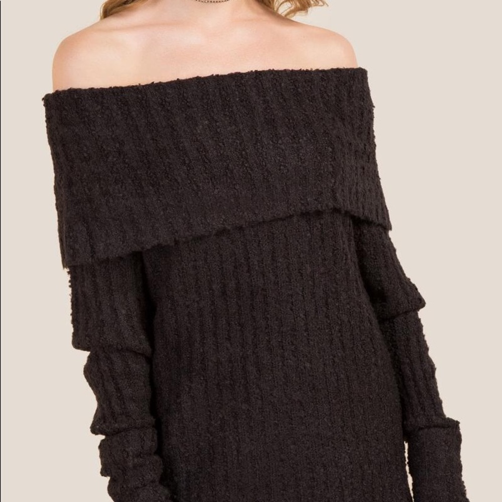 Off the Shoulder Black Knit Sweater Sz L